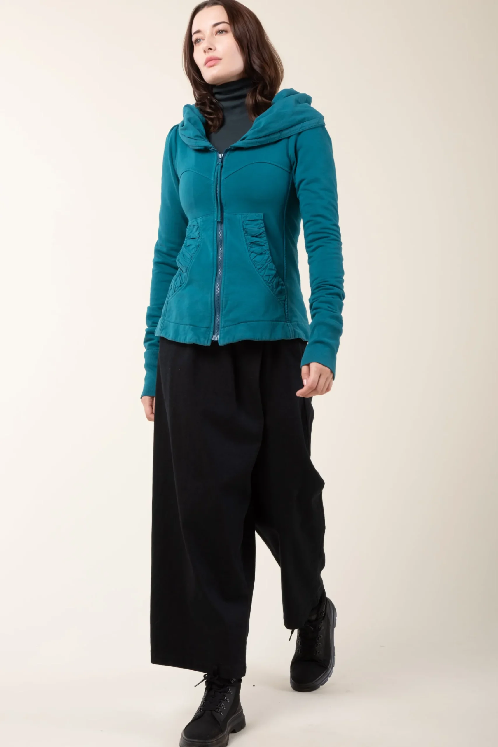 Cloak Hoodie in Peacock