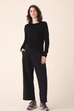Floating Pant in Black