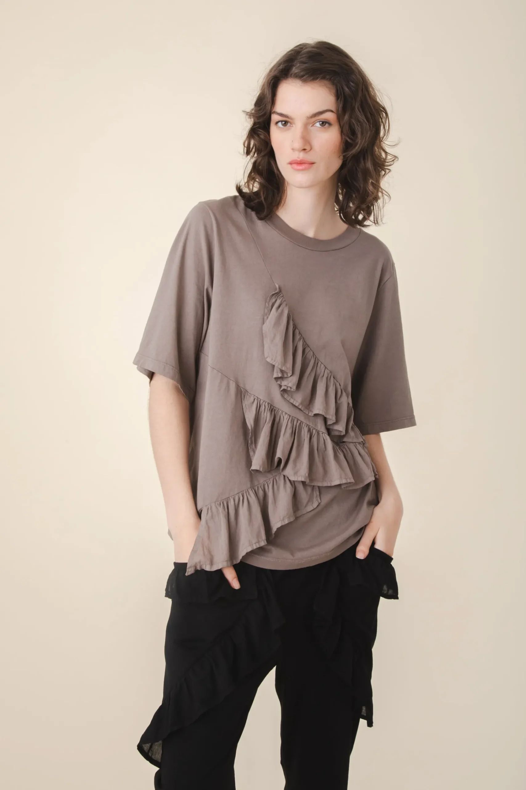 Flutter Tee in Wet Cement