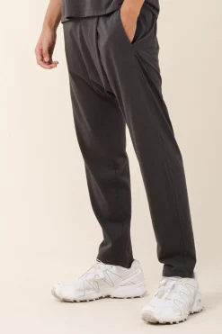 fold pant in felt