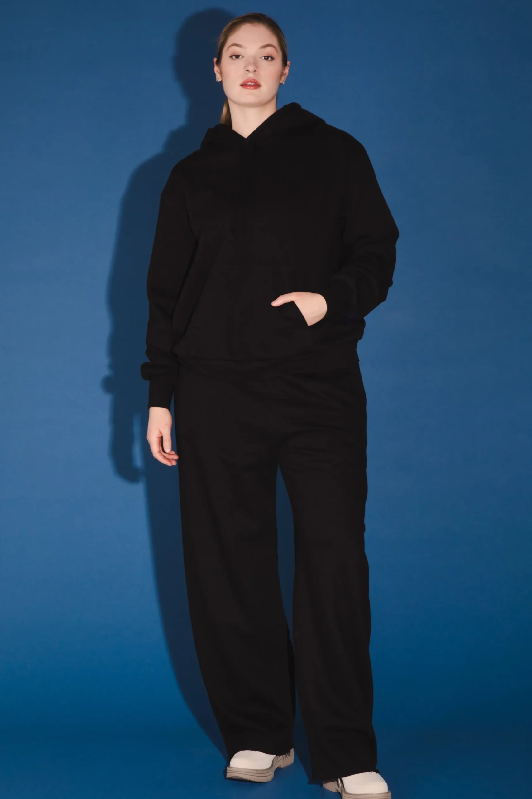 Organic Wide Leg Sweatpant in Black - Reg & Tall
