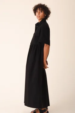Que Sera Sera in Black