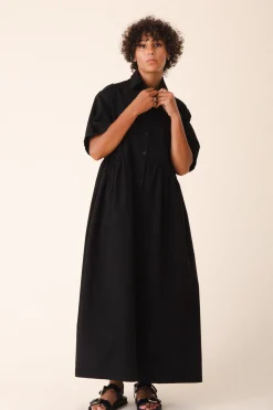 Que Sera Sera in Black