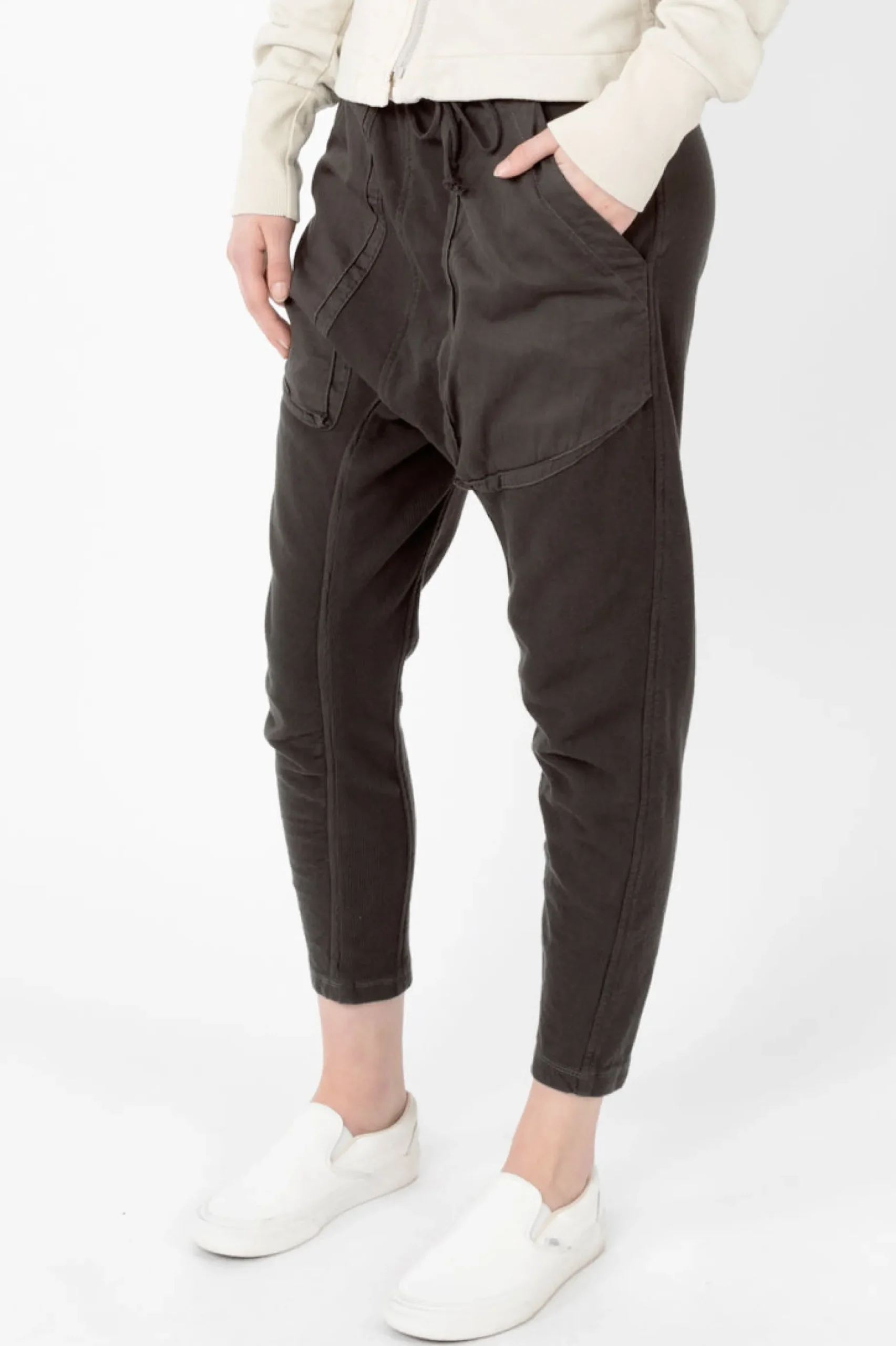 Scrounge Pant in Graphite