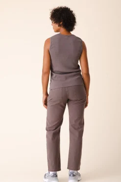 Sleeveless Soft V in Dior Gray