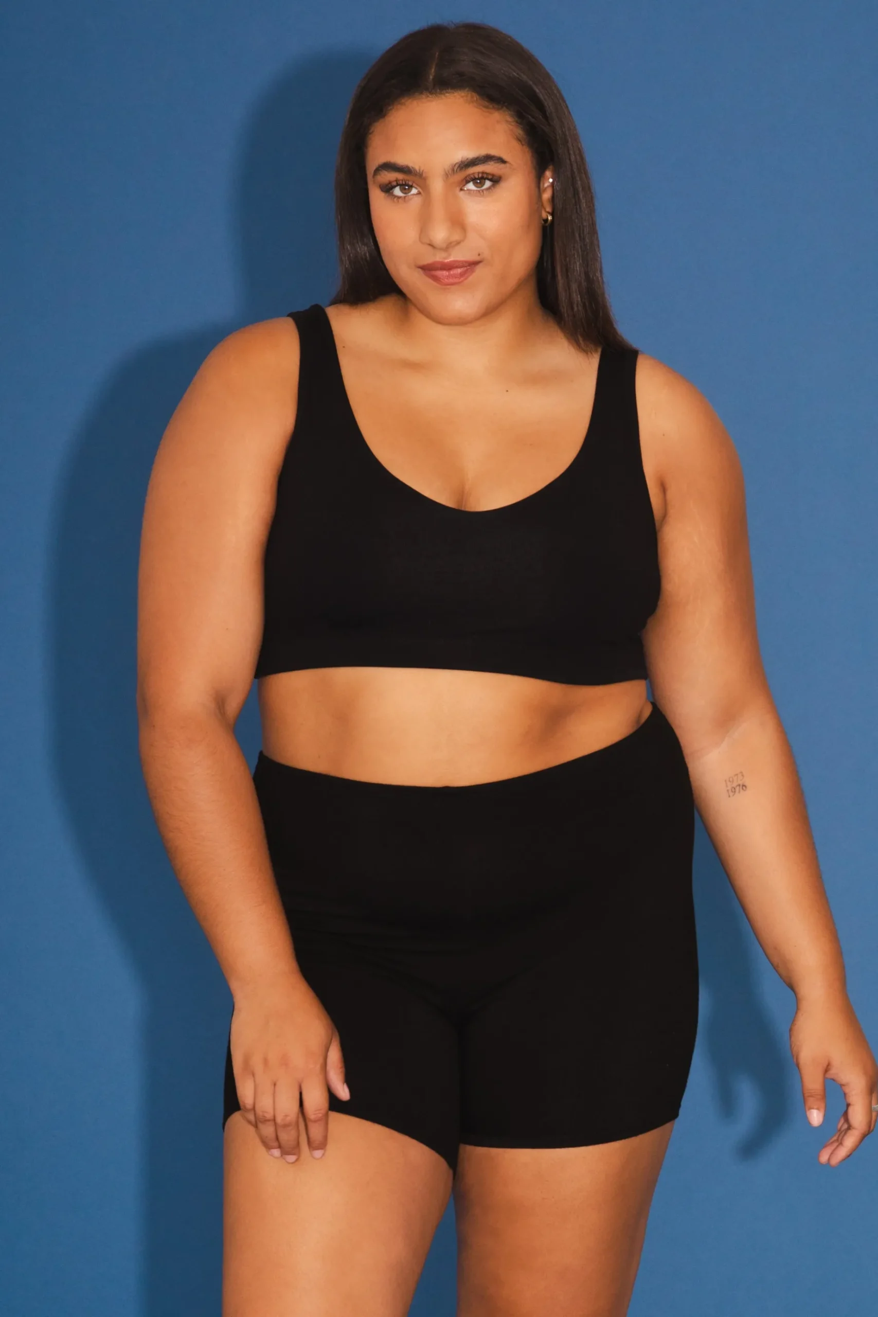 Soft Short in Black