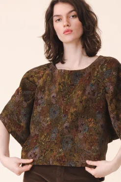 Tapestry Kite in Carpenter