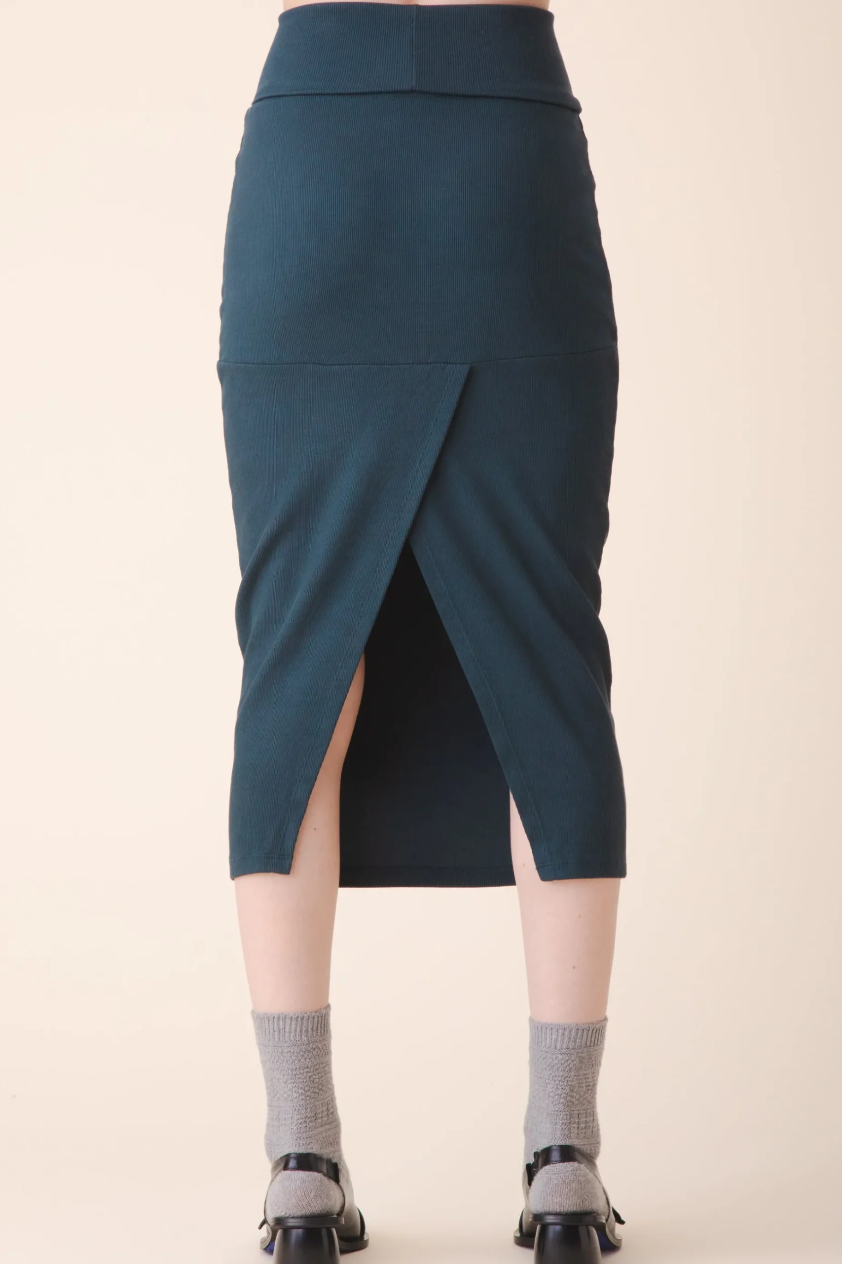 Vortex Skirt in Drab